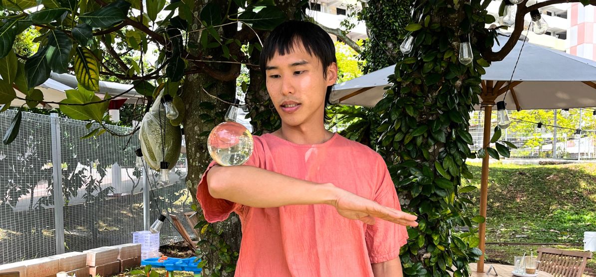 Esplanade Presents | Flipside Introduction to Contact Juggling Workshop By Bornfire Circus