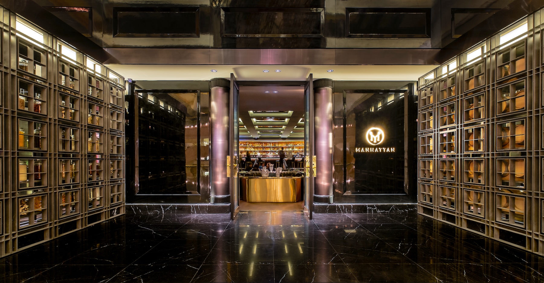 Manhattan Bar